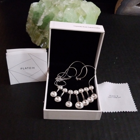 Plato H Crystal from Swarovski necklace. - Picture 3 of 5